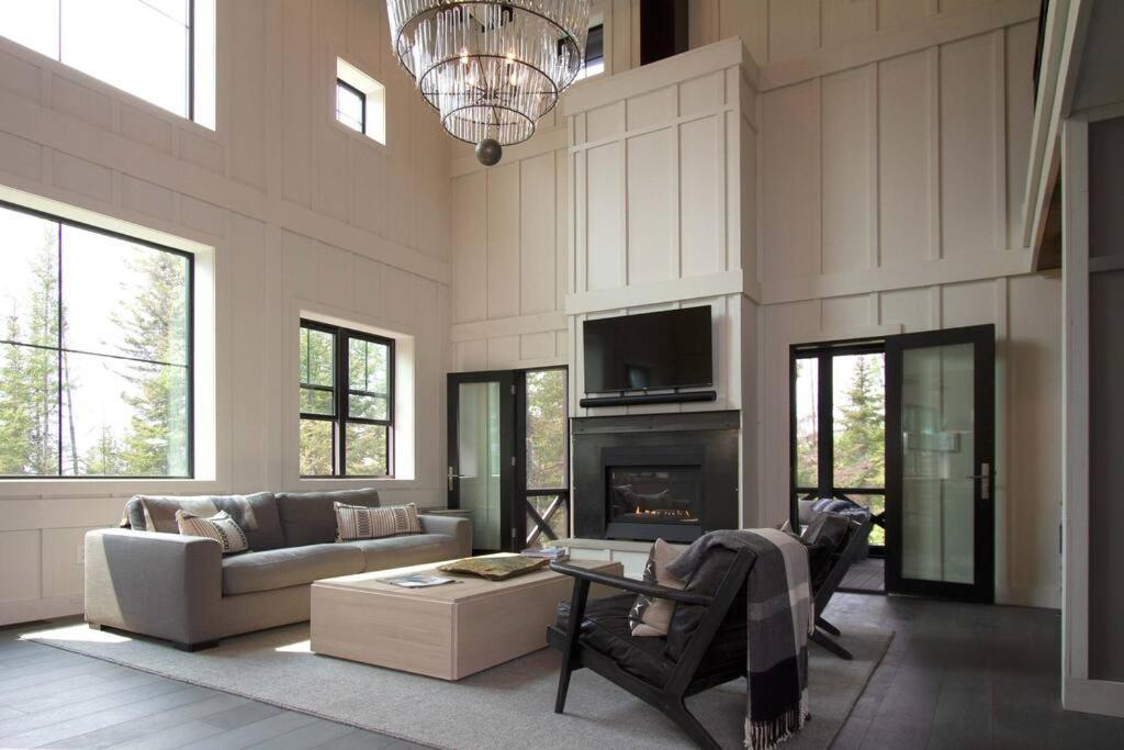New Rustic Modern Cabin At Lutsen Mountains Екстер'єр фото